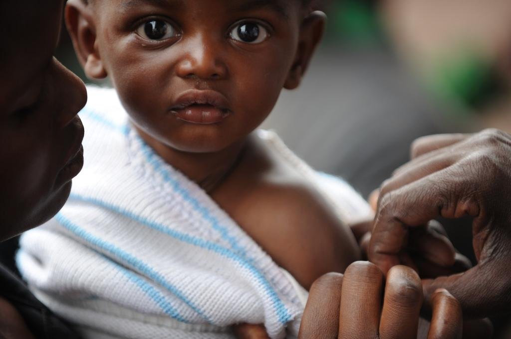 https://www.google.com/search?rlz=1C1CHZL_enIN822IN822&biw=1536&bih=706&tbm=isch&sa=1&ei=KMfLXMz-NYf_vgSUz53wBw&q=malaria+vaccine+in+malawi&oq=malaria+vaccine+&gs_l=img.1.1.0l10.55671.57771..59445...0.0..0.385.1769.0j7j1j1......1....1..gws-wiz-img.......0i67j35i39.MnoZTUPeWlQ#imgrc=rhm-pR5rZMdrEM: malaria