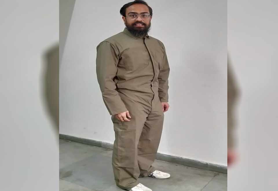 jumpsuit coronavirus