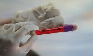 The total number of reported cases of the Omicron around the world is over 3 lakh