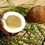 Raw coconut should be consumed approximately half an hour before bedtime to alleviate insomnia and induce sleep.