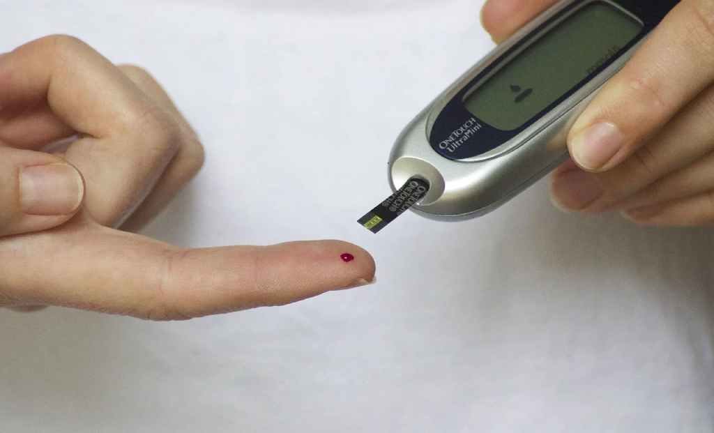 It has been observed that those who suffer from heart diseases or are overweight, have sedentary lifestyles and smoke are more prone to pre-diabetes.