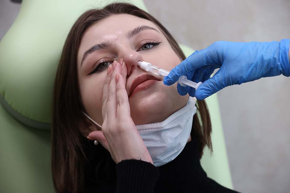 Russia's Groundbreaking Nasal COVID-19 Vaccine: Sputnik V