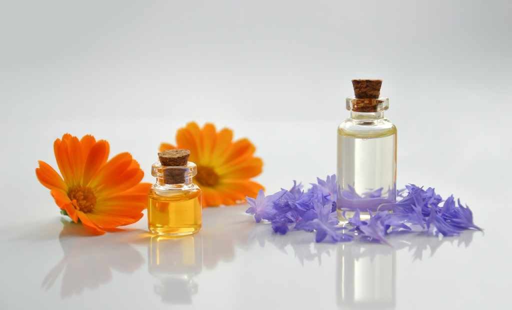 Unlocking Self-Care Bliss: Essential Oils and Wellness Expert Poonam Duneja's Advice
