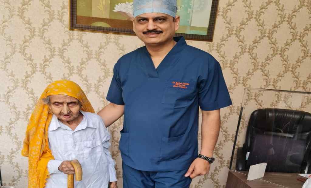 Falls are a main cause of morbidity and disability in the elderly and lack of timely treatment can lead to permanent disability in the elderly.