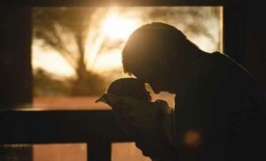 Researches says that kids with dads who are involved in their upbringing are more confident and do better socially and emotionally.