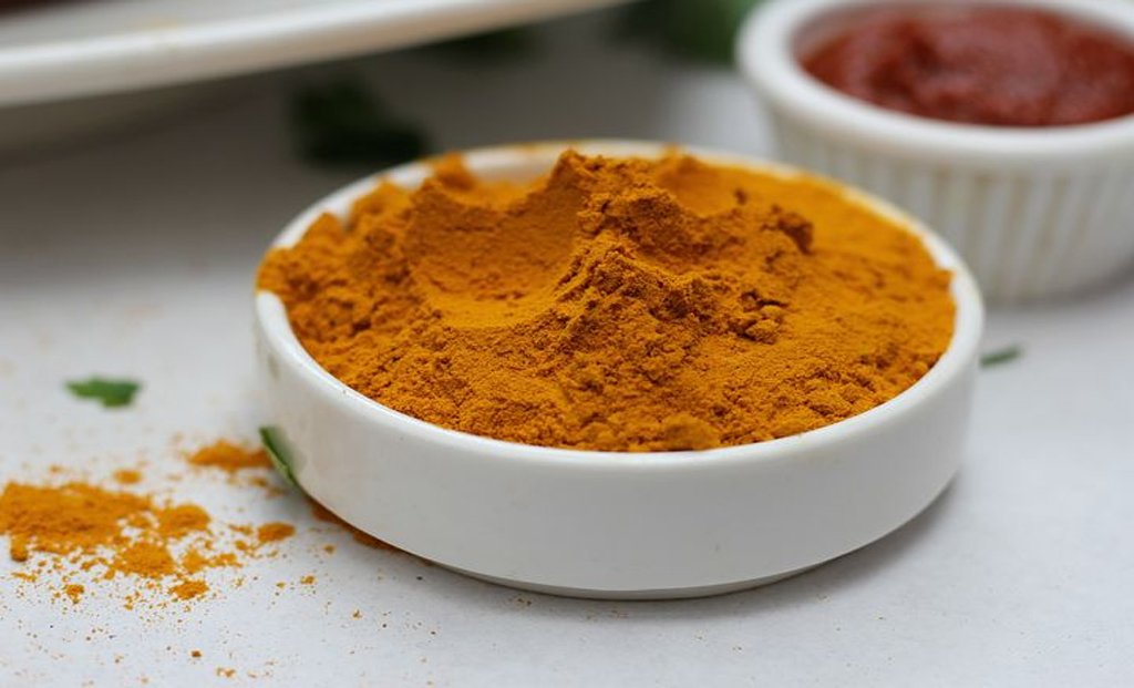 Curcumin found in White turmeric contains anti-cancer properties.