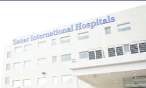 Dr Archit Pandit, Director & HOD, Surgical Oncology, Sanar International Hospitals, commended Ms. Jinan's enduring patience.