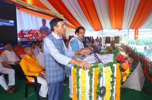 Dr. Mandaviya Leads Organ Donation Pledge