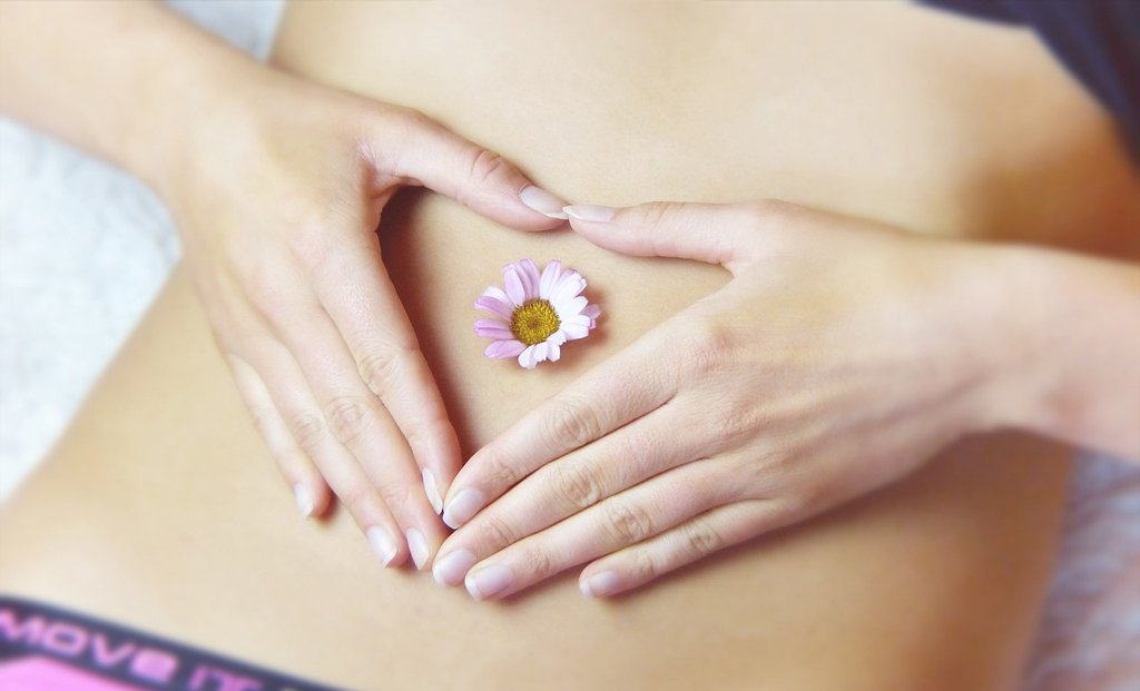 Irregular periods with scanty flow were experienced by 76% of women.