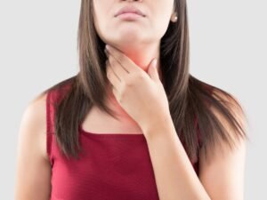 Throat Pain Home Remedies: 7 Tips To Keep Yourself Safe During The Weather Change